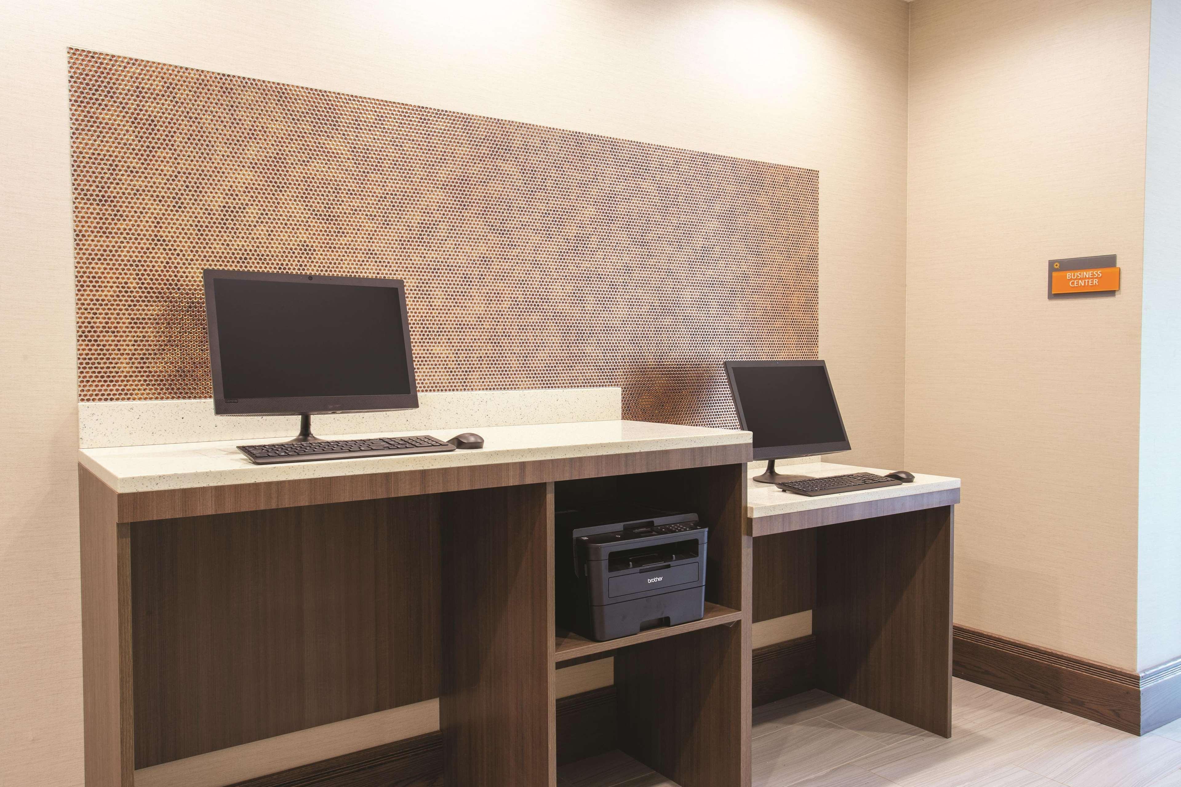 La Quinta By Wyndham Buffalo Amherst Ngoại thất bức ảnh